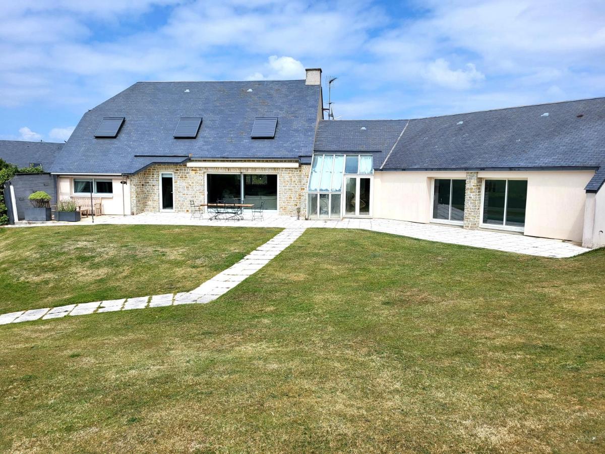 Villa bord de mer La Mielle - B&B