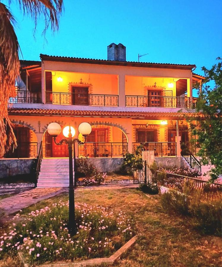 Villa Apartment with 3 bedrooms - Ferienwohnung