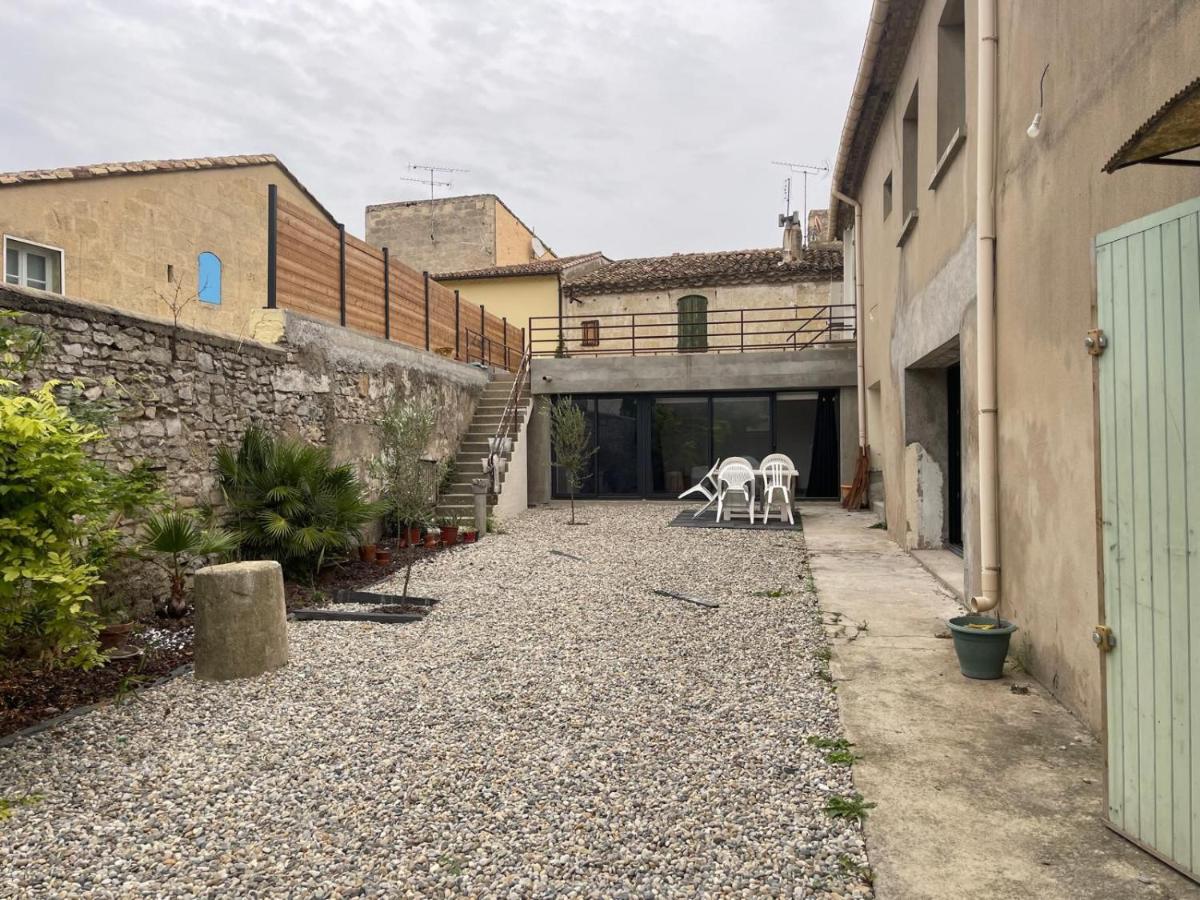 Appartement Maison Saint Laurent dAigouze Village tournage Ici Tout Commence - B&B