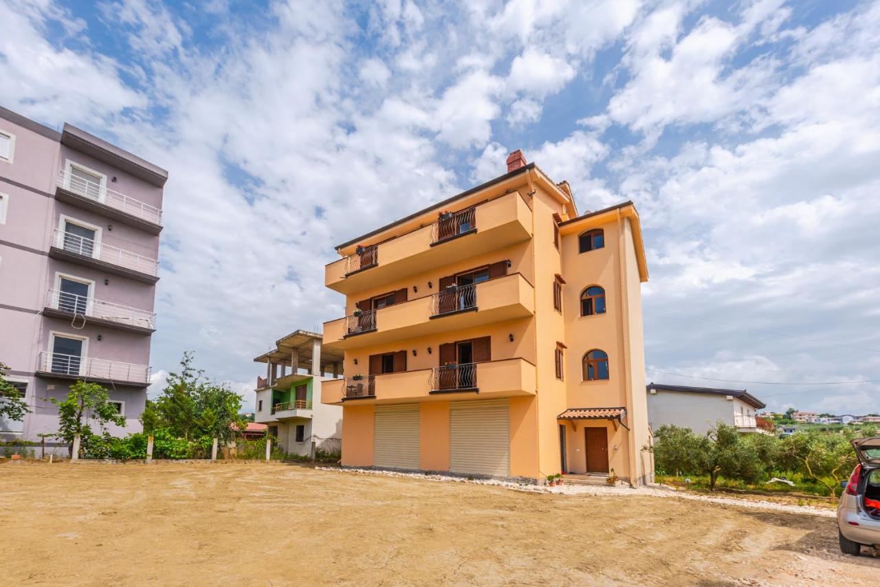 Titi's Villa - B&B
