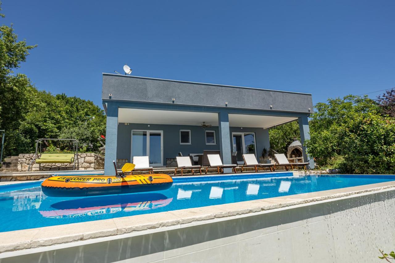 Organic Gardens Villa - B&B Cirquenizza