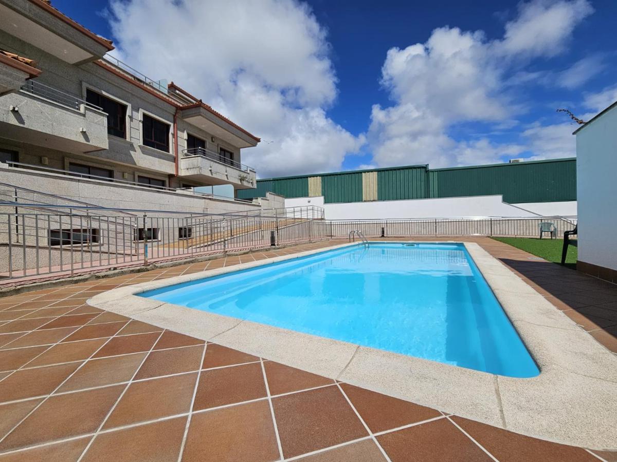 Apartamento con piscina en Portonovo - Chambres d’hôtes