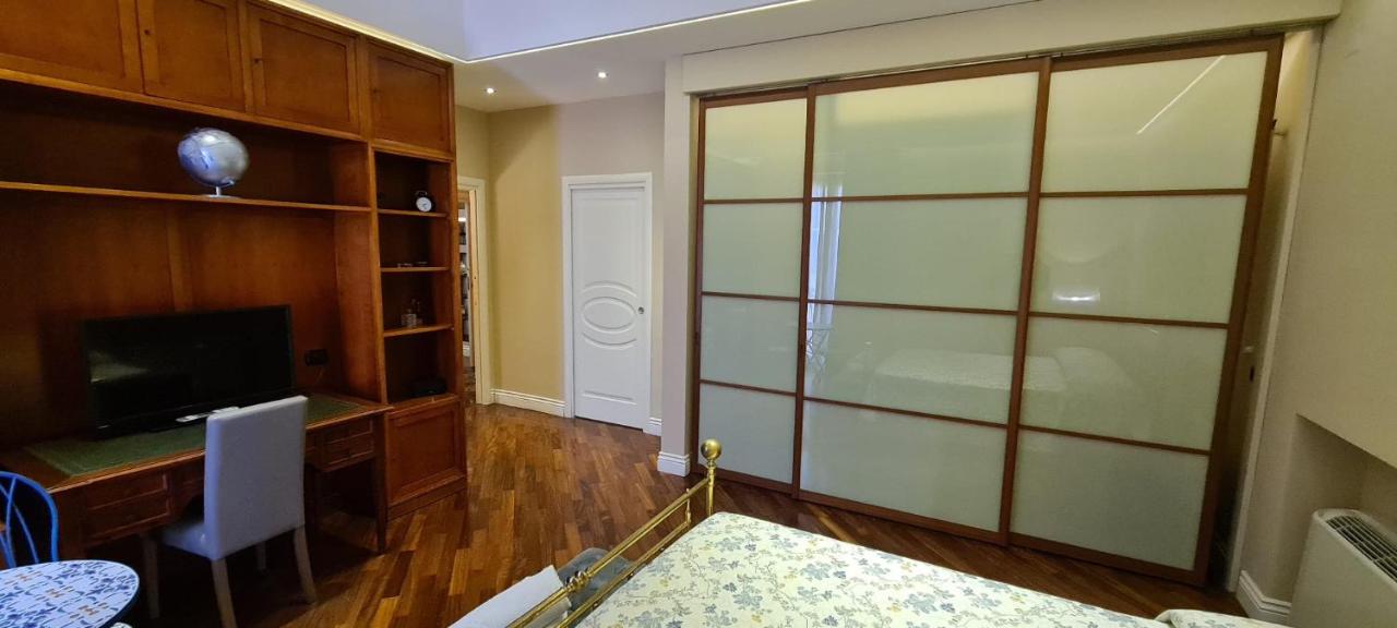 Superior Zimmer mit Kingsize-Bett