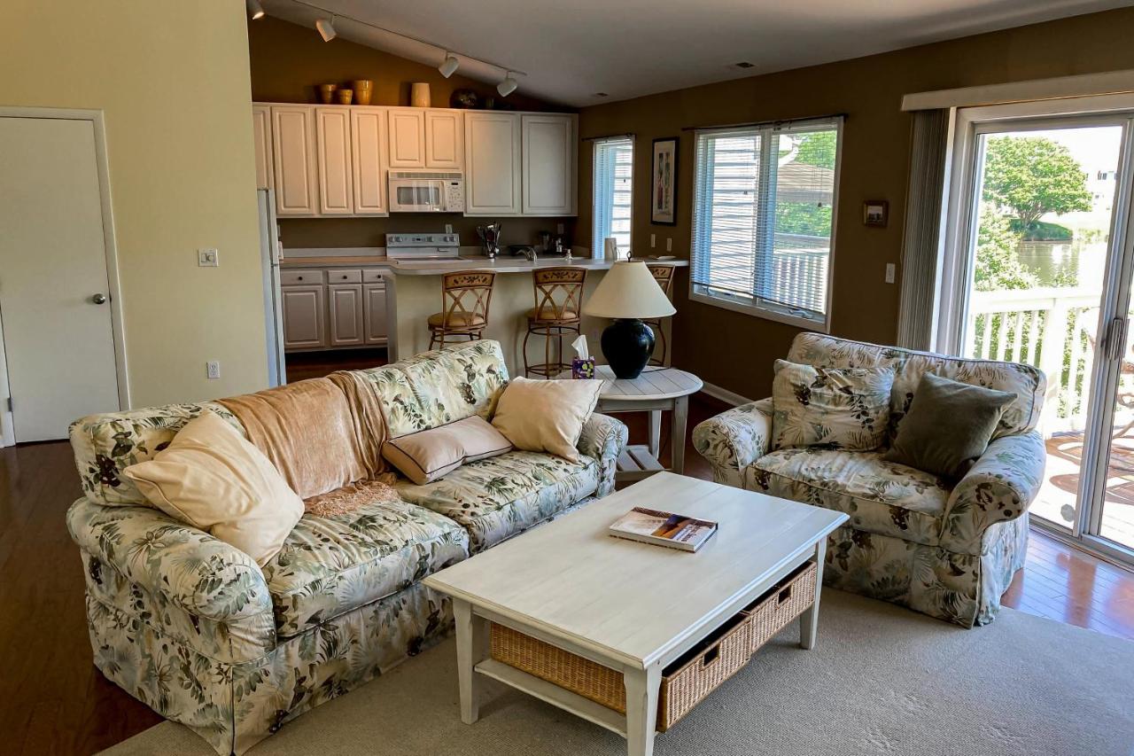 Spring Lake --- 38131 West Drive #726 - B&B