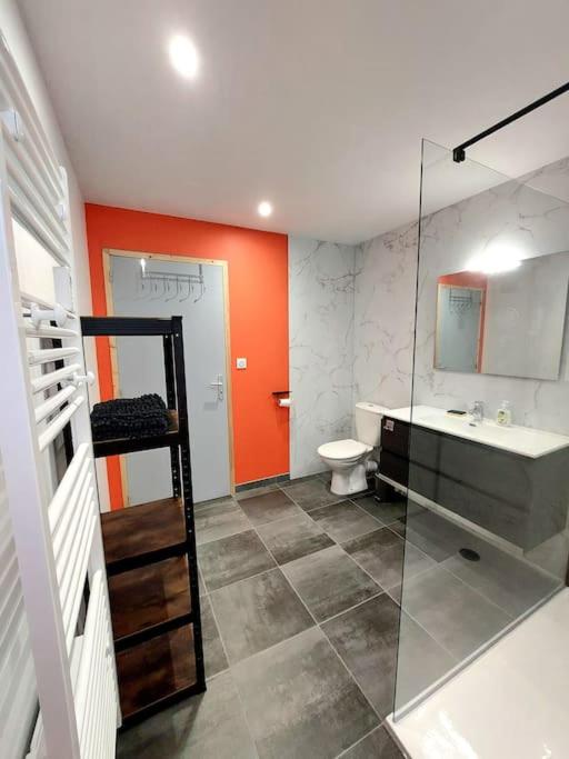 Appartamento con 2 Camere da Letto e Terrazza