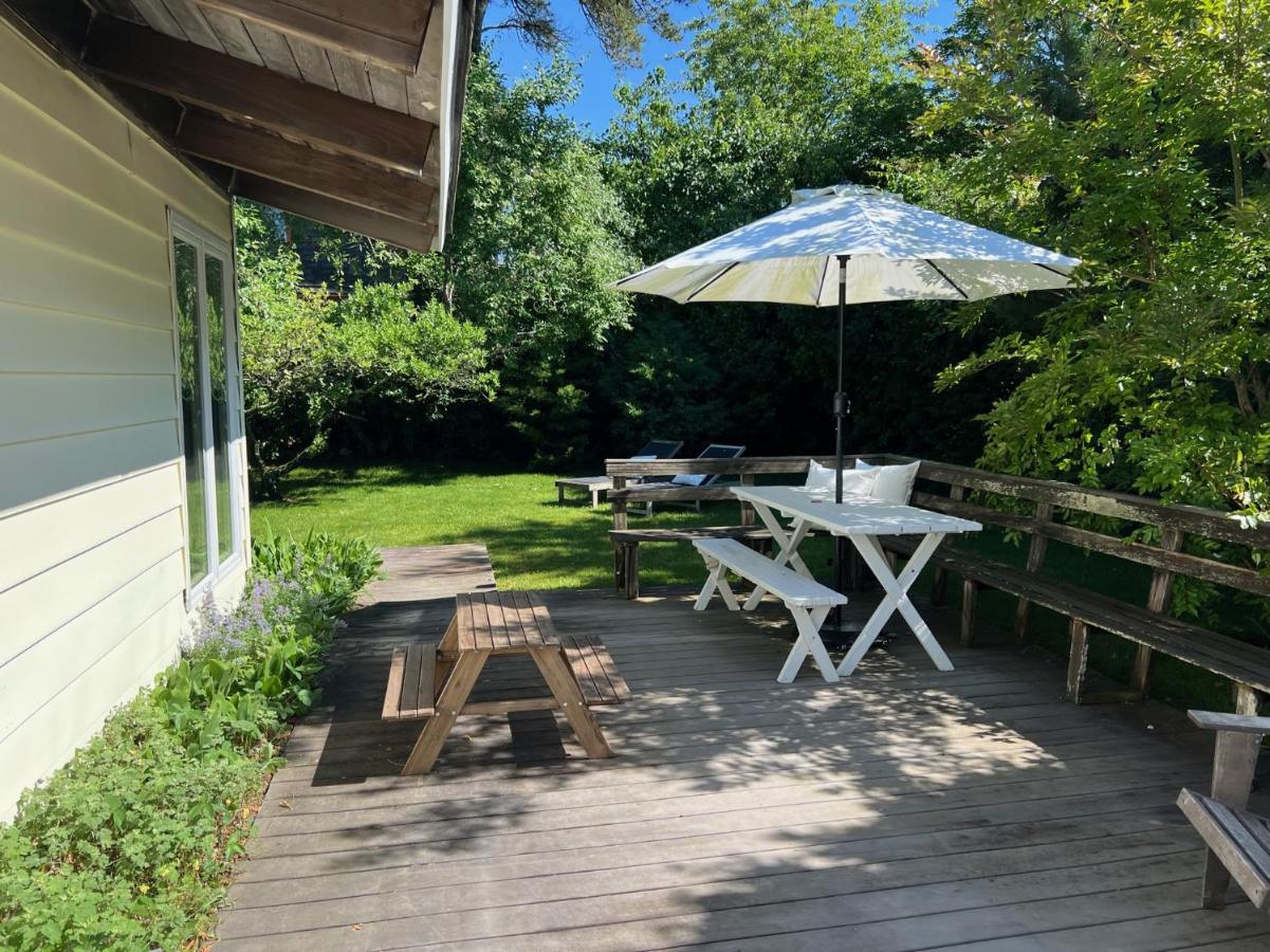 Walk To Beach - Bright, Pond-Facing 2BR Leisurama - B&B