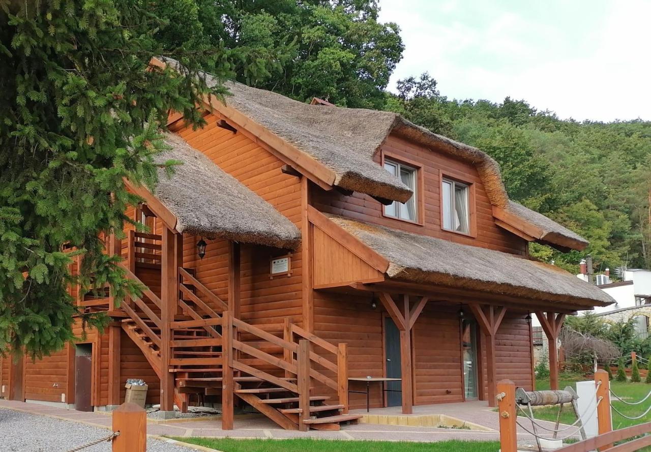 CHABAŁKA Bałtów - B&B