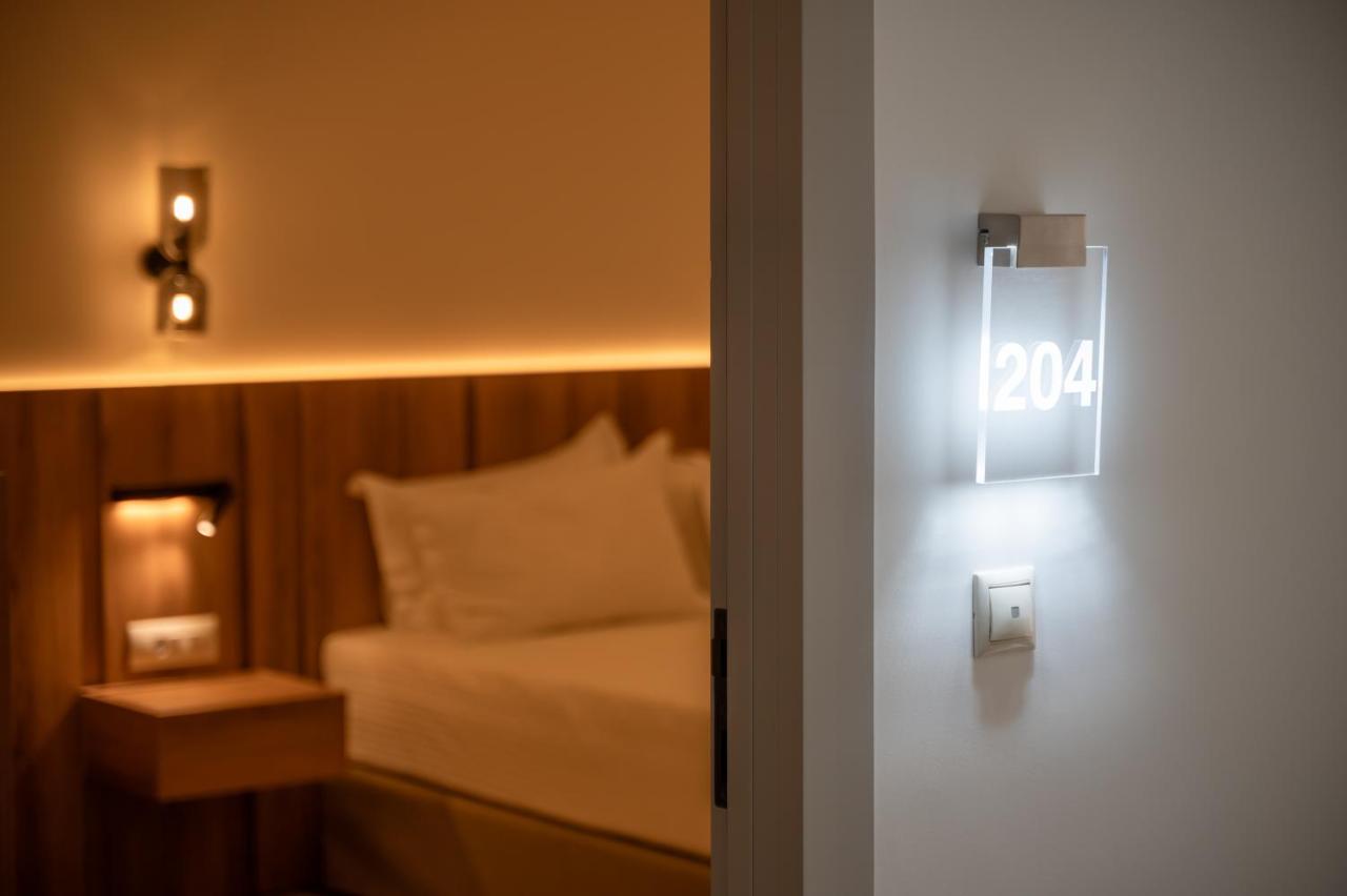 Dreibettzimmer mit Bergblick
