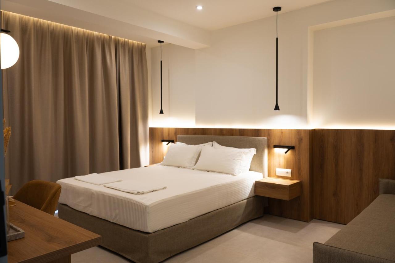 Suite with Mountain View