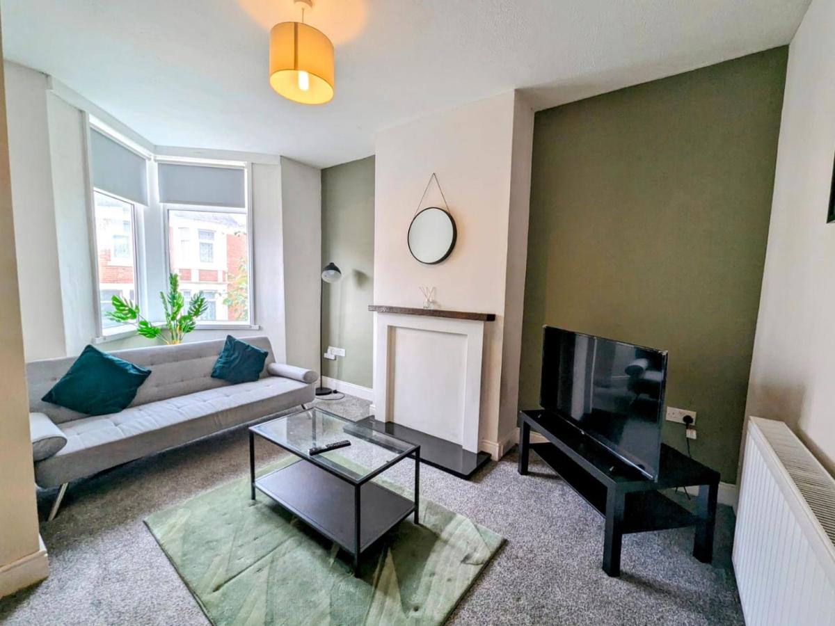 2 BR home close to Newcastle city centre - B&B Gateshead