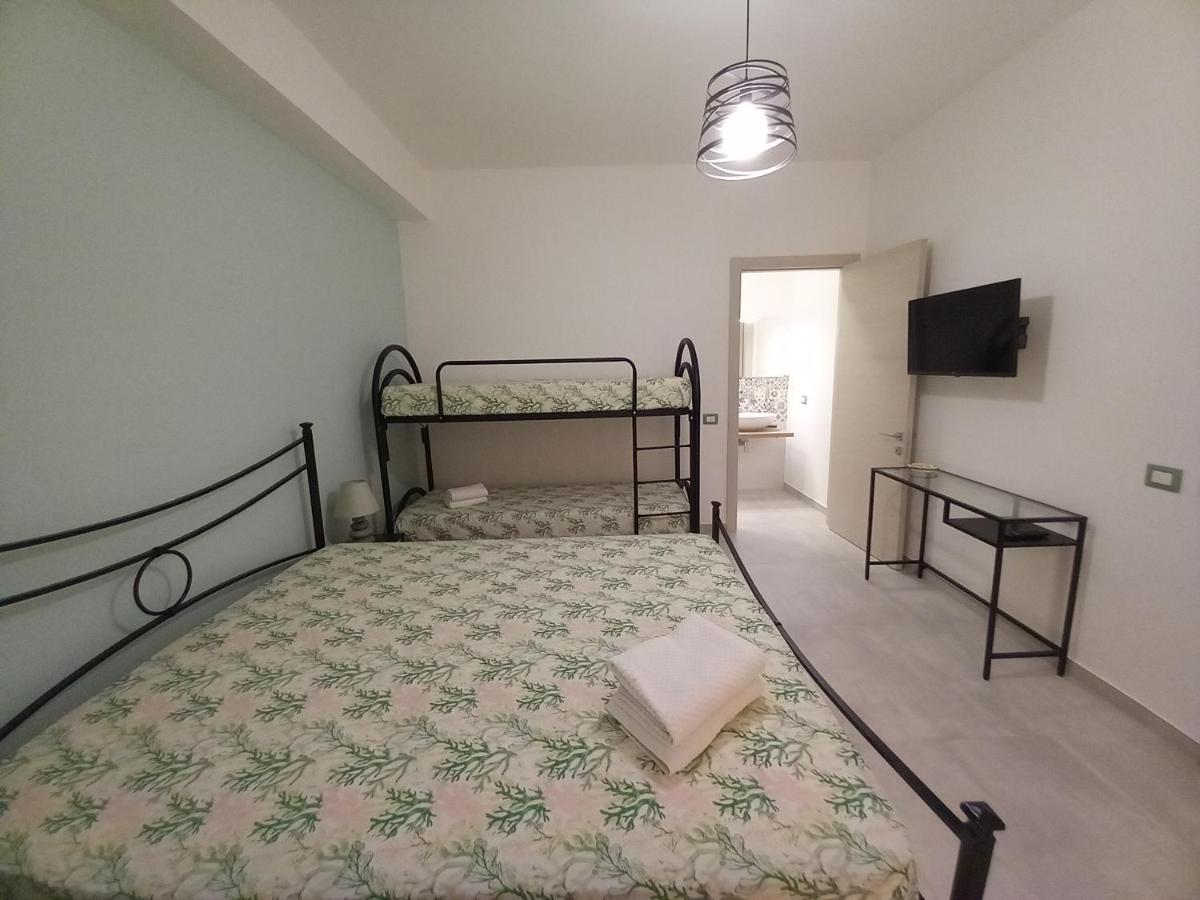 Vierbettzimmer mit eigenem Bad