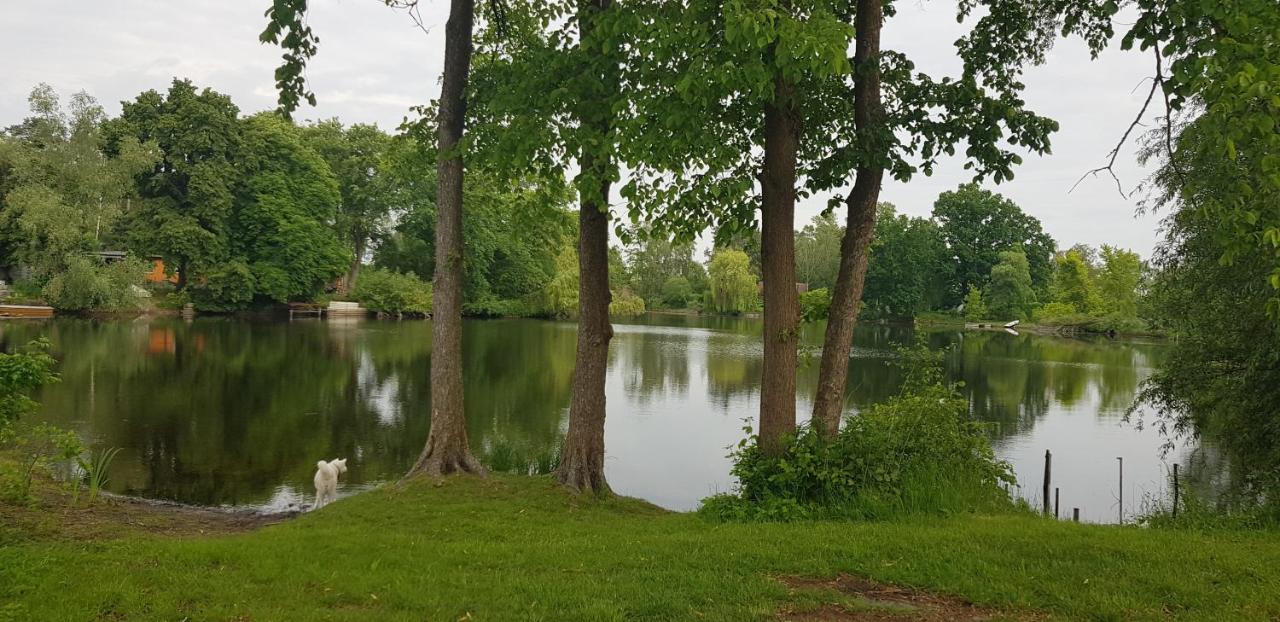 Ferienoase am Beetzsee mit Whirlpool und Sauna - Ferienwohnung Brandenburg an der Havel