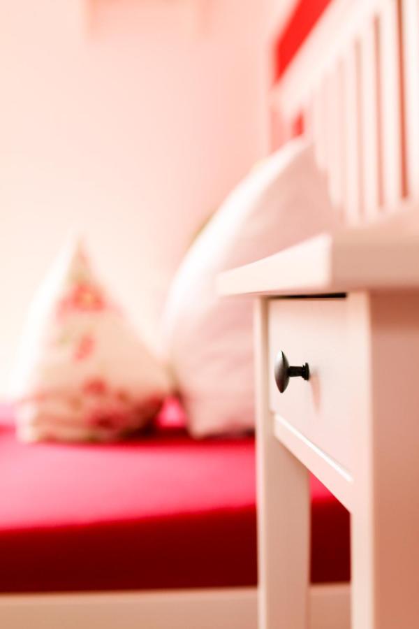Ferienhaus zum Schneiderlein - Bed and Breakfast Hayingen