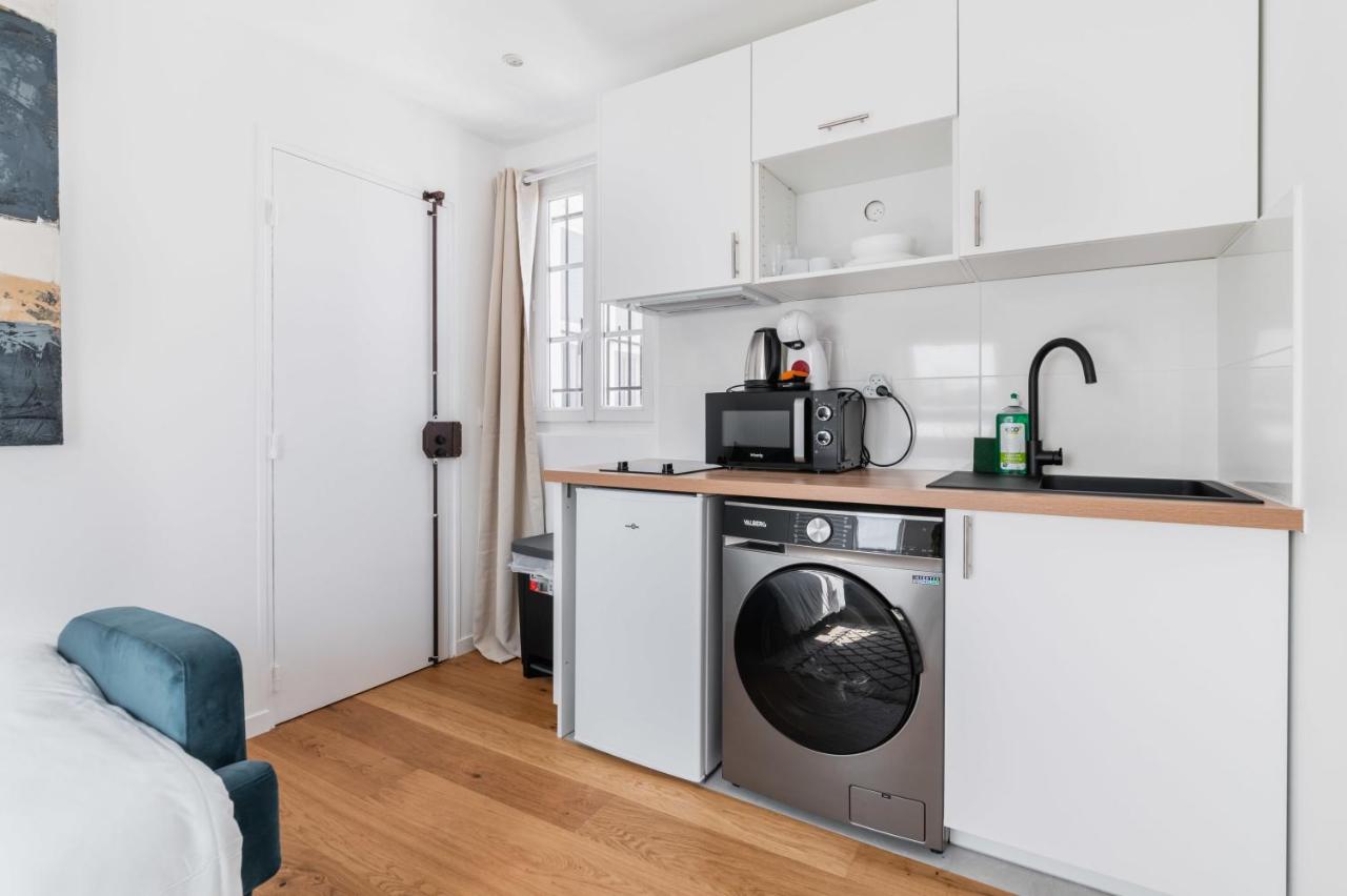 Studio refait a neuf dernier etage - Paris 19 - 2P - FLAT-GUEST - FLAT-GUEST - B&B
