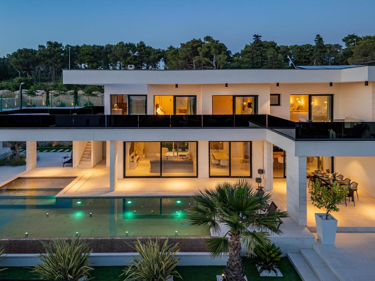 Villa Posh ZadarVillas - Bed and Breakfast Bokanjac