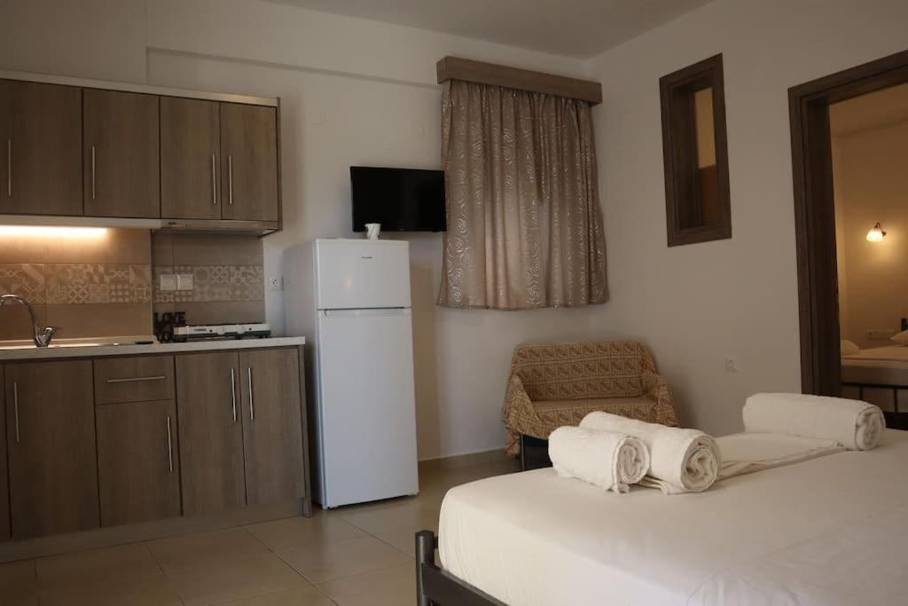 2 bedroom equipped apartment Manos - Ferienwohnung Sárti