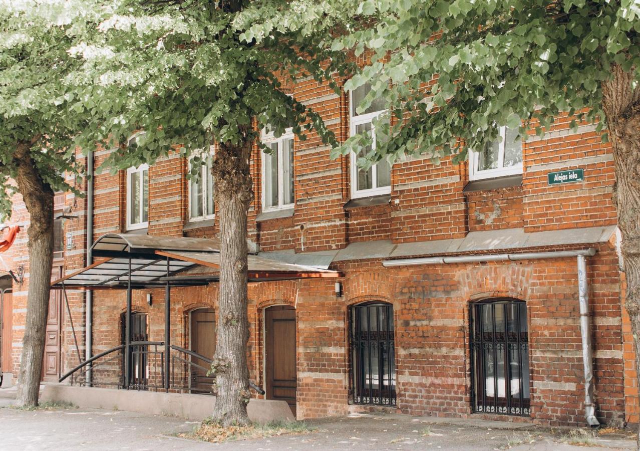 Central APARTAMENT - Bed and Breakfast