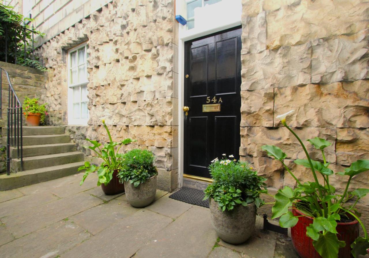City Centre New Town 2 Bedroom Flat - Bed and Breakfast Edinburgh