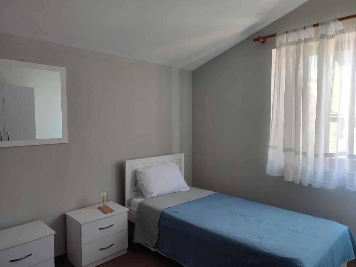 Tweepersoonskamer met 2 Aparte Bedden