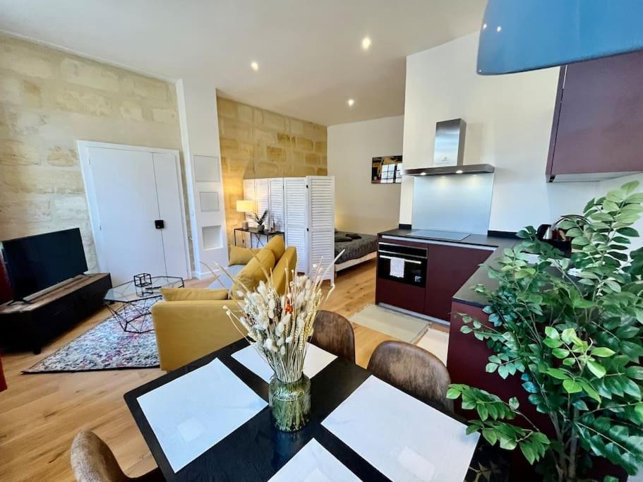 Petit loft Vieux Bordeaux - B&B
