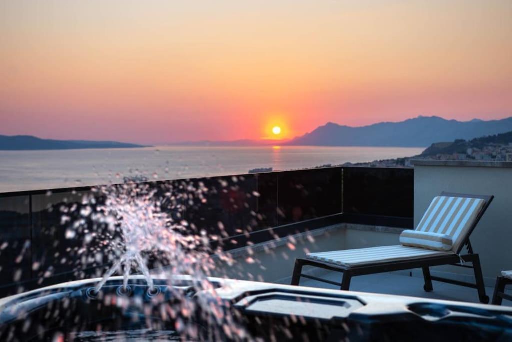 Luxury Penthouse - Views, Hot Tub & Pool - Ferienwohnung Makarska