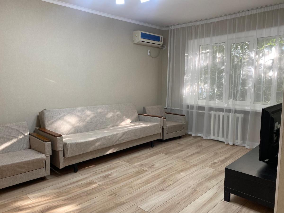 Cozy apartment in the center of Bishkek on Sovetskaya Street - Chambres d'hôtes Bichkek