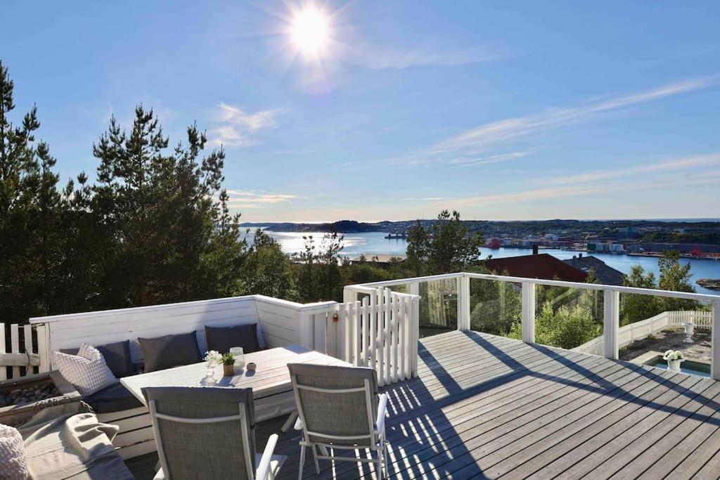Villa Freya with stunning sea view - Ferienwohnung Kristiansund
