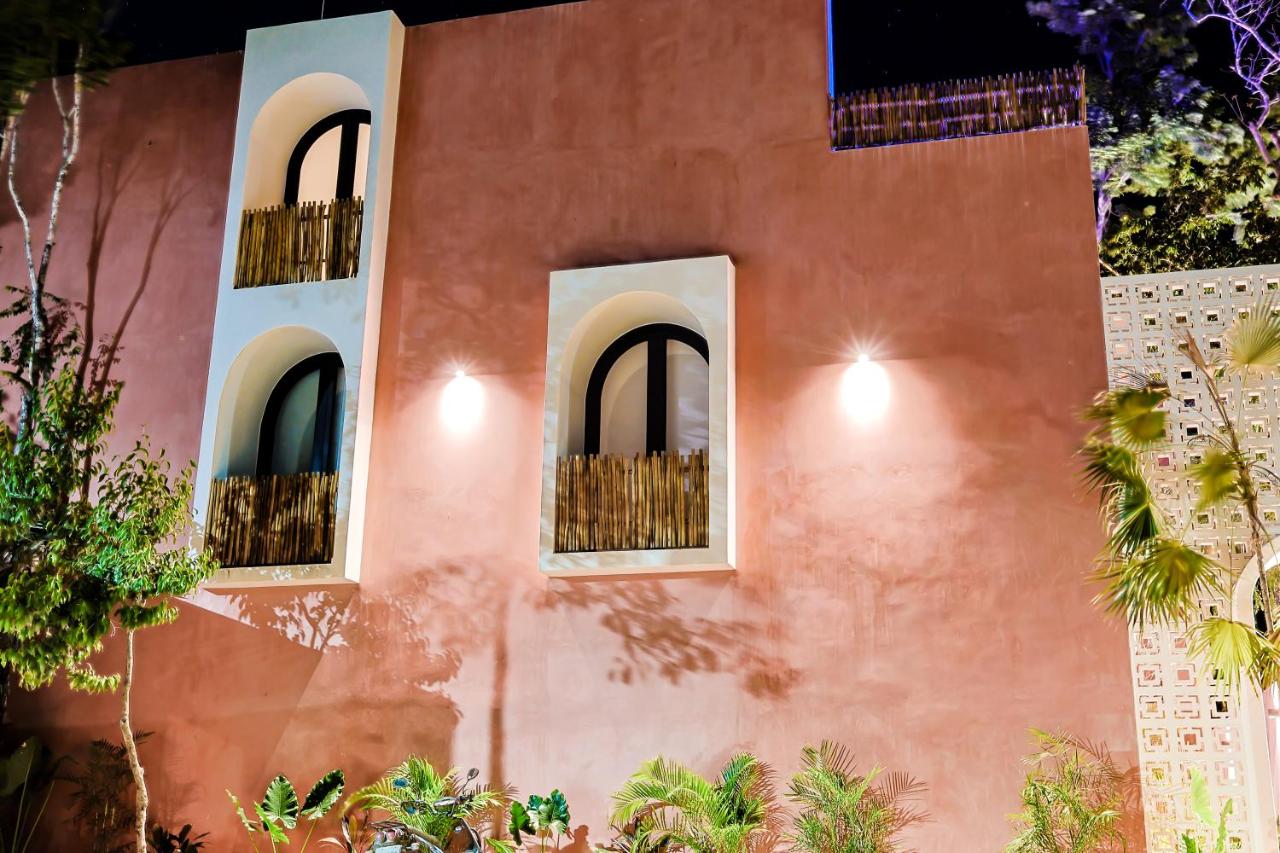 Casona Tulum - Pool - B&B