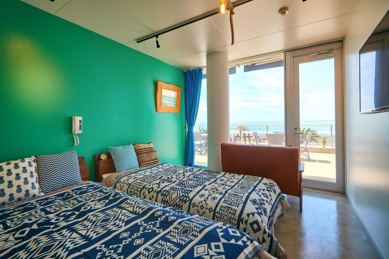 Standard Twin Room with Sea View