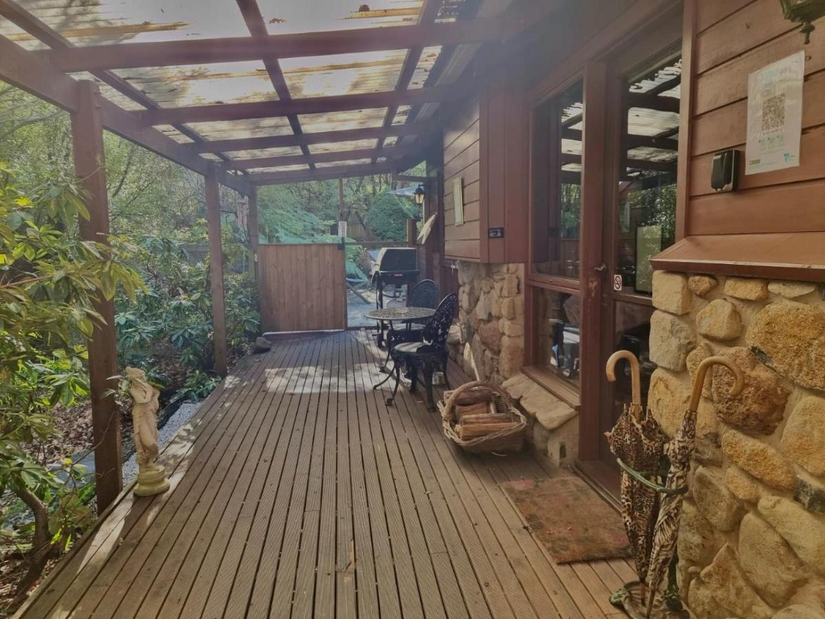 Queen Suite with Spa Bath-- Rose Cottage