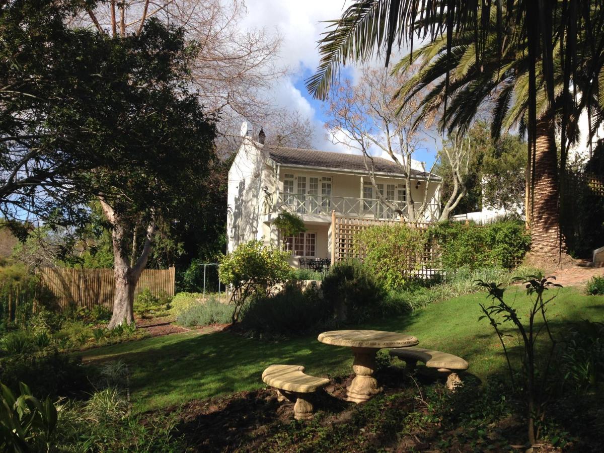 33 Strawberry Lane - Studio and Cottage - Chambres d’hôtes Le Cap