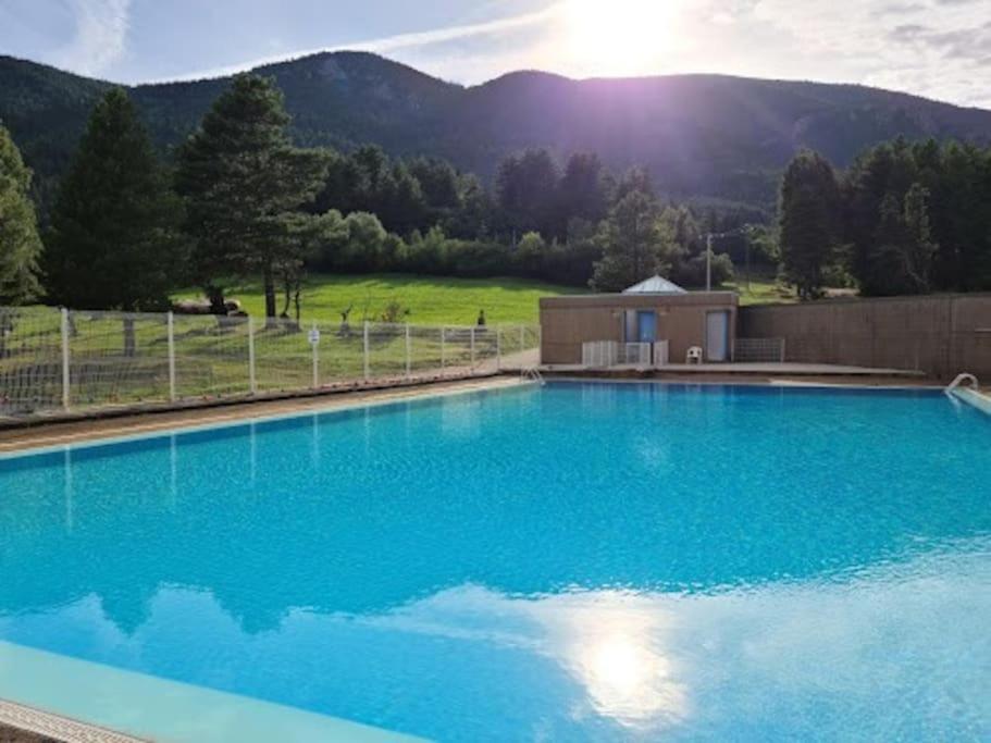 Grande maison en Cévennes,montagne, lacs, rivières - Chambres d'hôtes Concoules