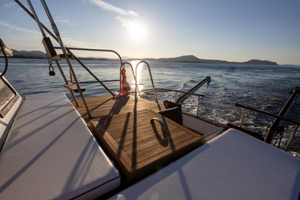 Upupa Sailing a Night Onboard! - Ferienwohnung Porto San Paolo