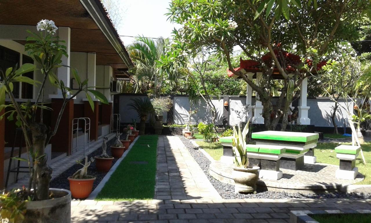 Puri Mandhara Lovina - B&B