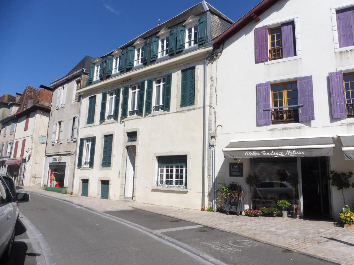 Studio de charme au centre ville - B&B Salies-de-Béarn