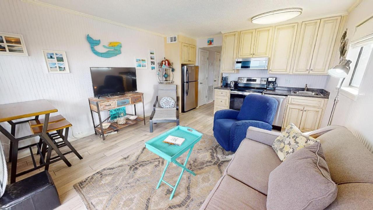 Savannah Beach and Racquet Club 216A by Tybee Beach Vacation Rentals - B&B