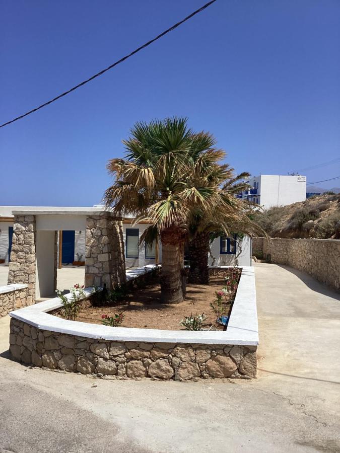 Almyra Boutique Suites with Private Pool -Finiki - B&B