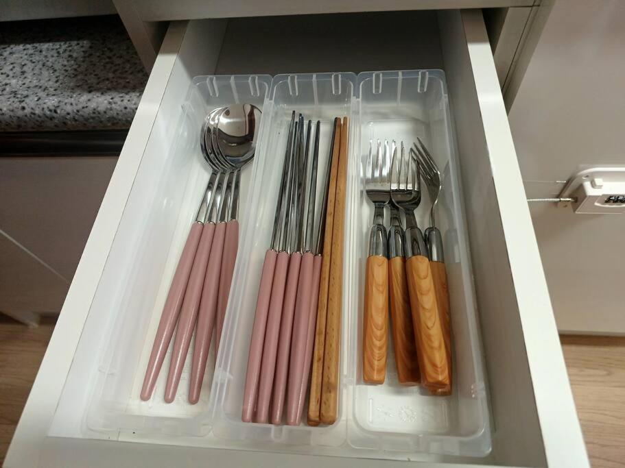 June Stay - B&B Seoul