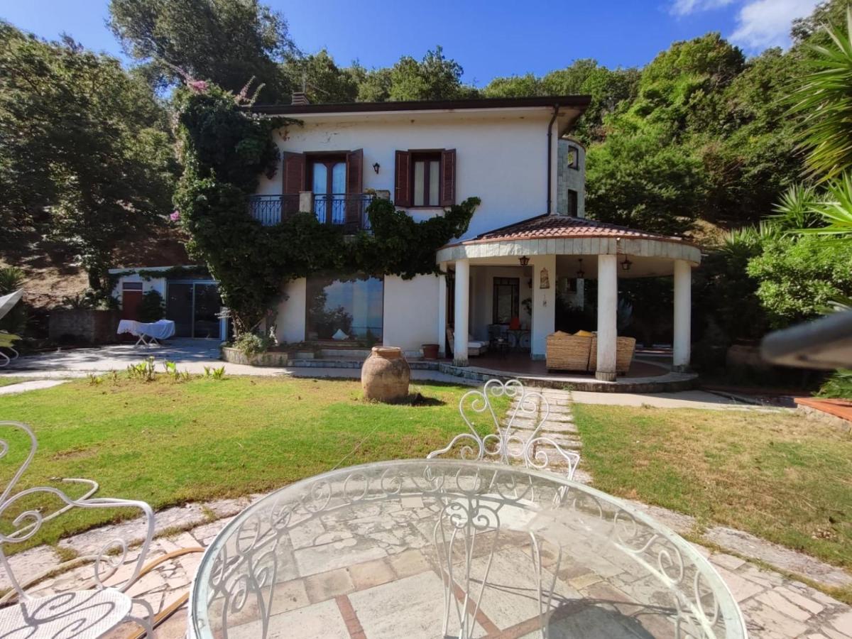 Villa Pantano - Chambres d’hôtes Reitano