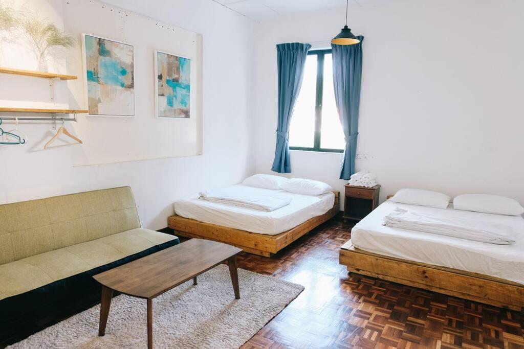 Desvan Villa Homestay - B&B Johor Bahru