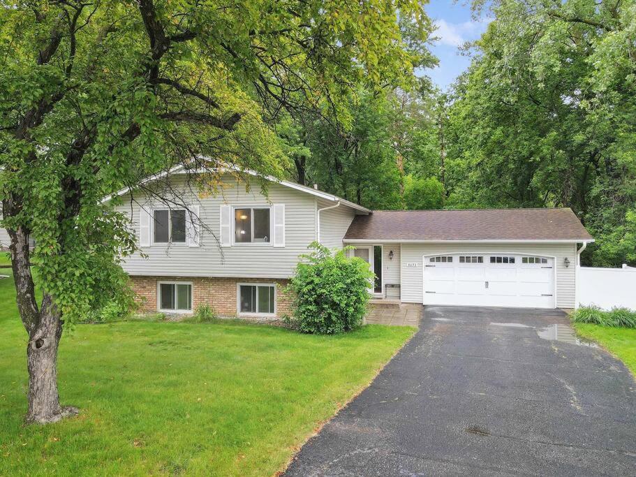 Charming 5 Bd house in cul-de-sac - Ferienwohnung Eden Prairie