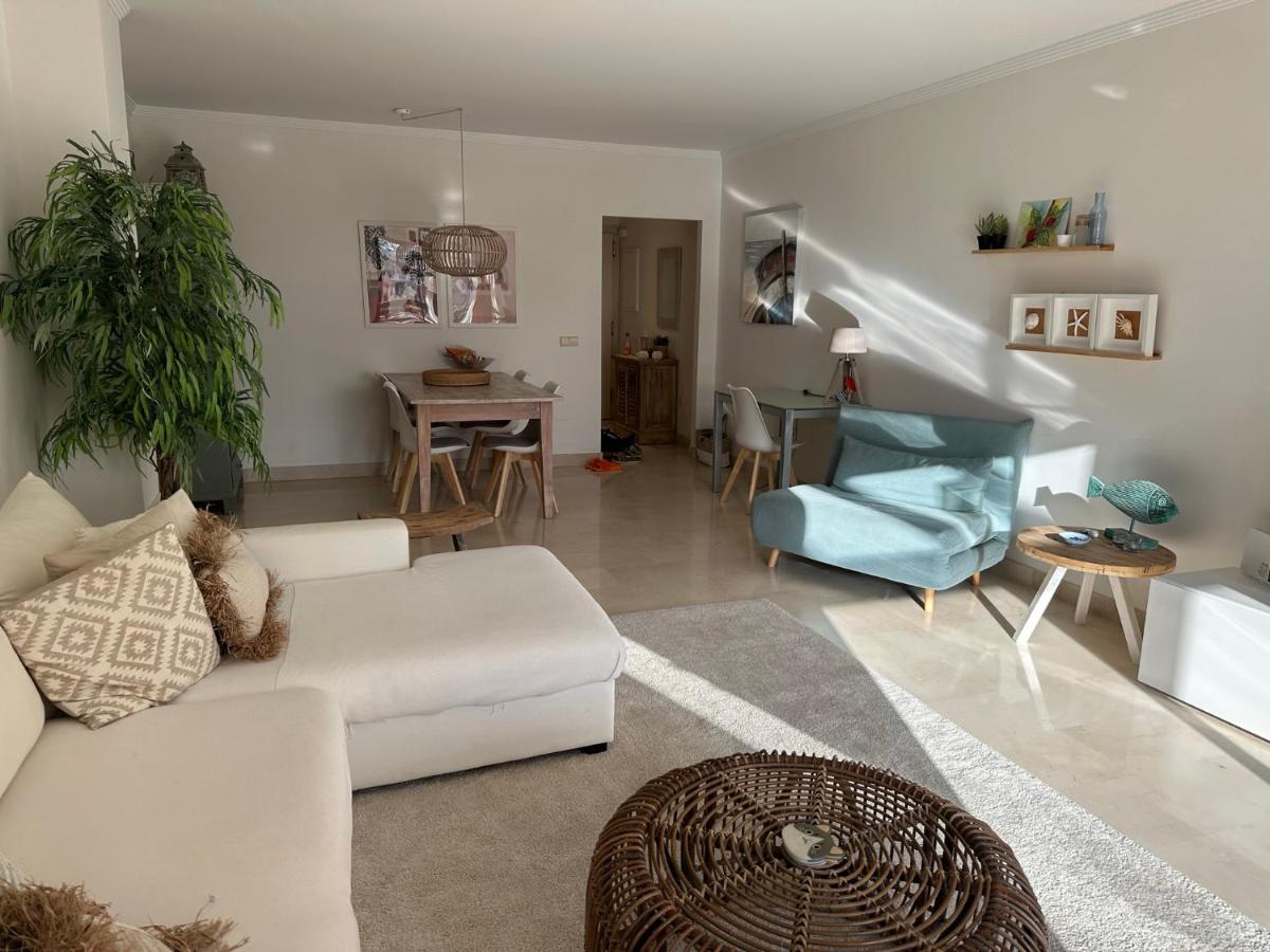 Lovely apartment in Casares Beach - B&B Casares