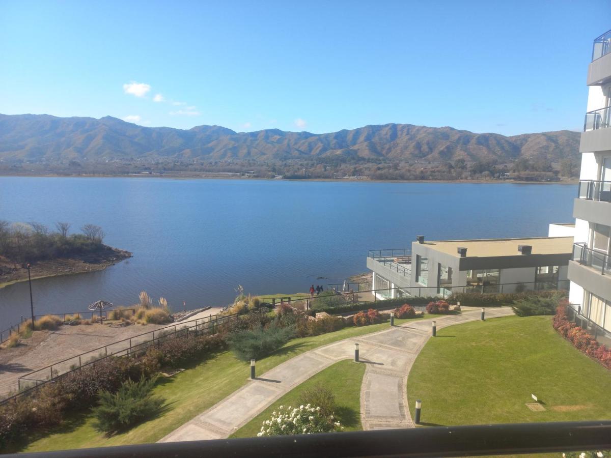 departamento complejo Veneto Village con vista al lago - B&B Villa Parque Síquiman