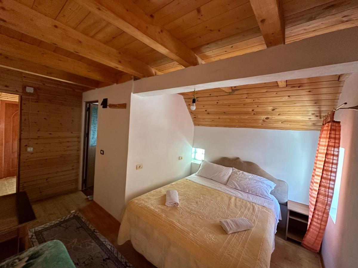 Room 6 - Chambres d’hôtes Ndërlysaj