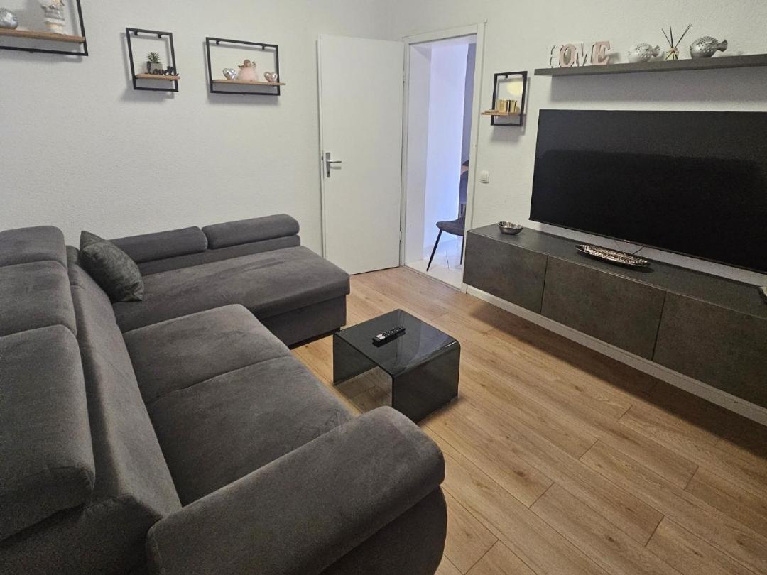Apartman IVA Baška Voda - B&B