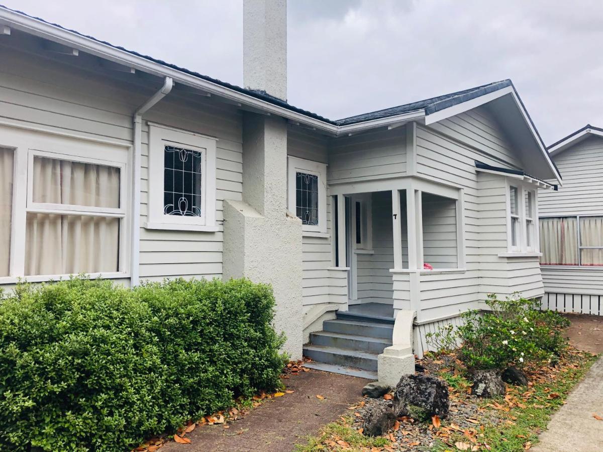 Cozy 5 bedrooms house 7 Rangiatea Road, Epsom - B&B