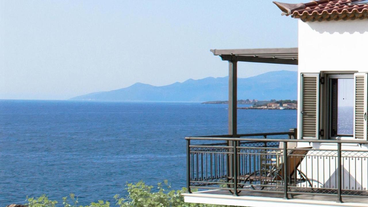 One-Bedroom Apartment with Balcony and Sea View