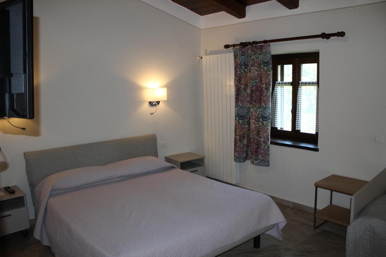 Quadruple Room with Private Bathroom