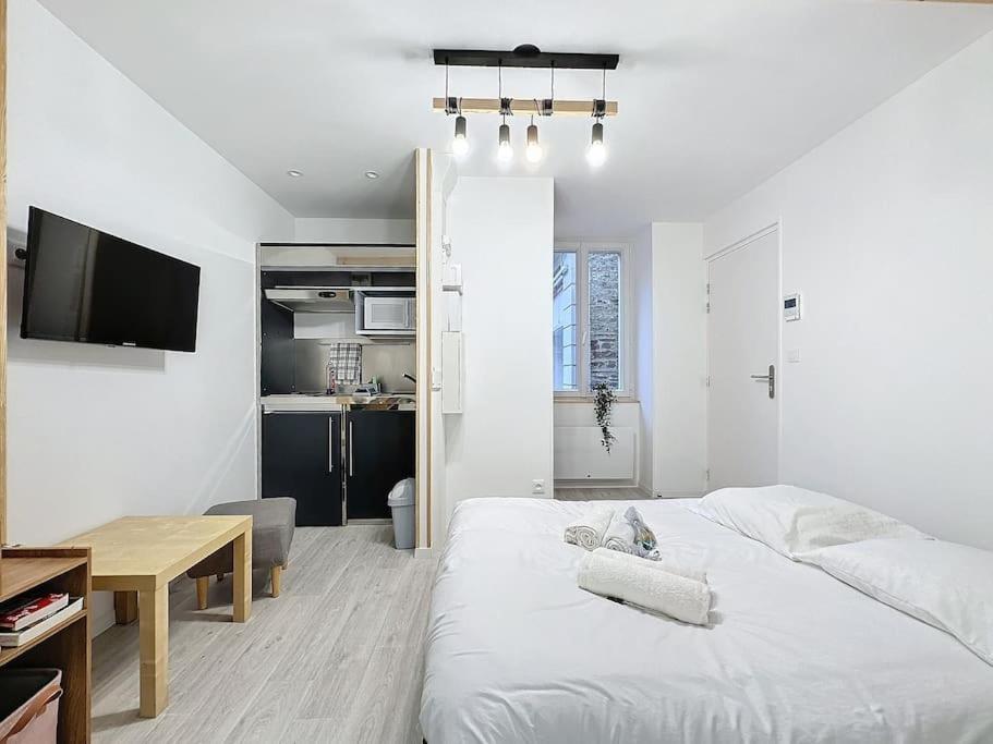 Opale - Centre Historique - Proche gare - Calme - B&B