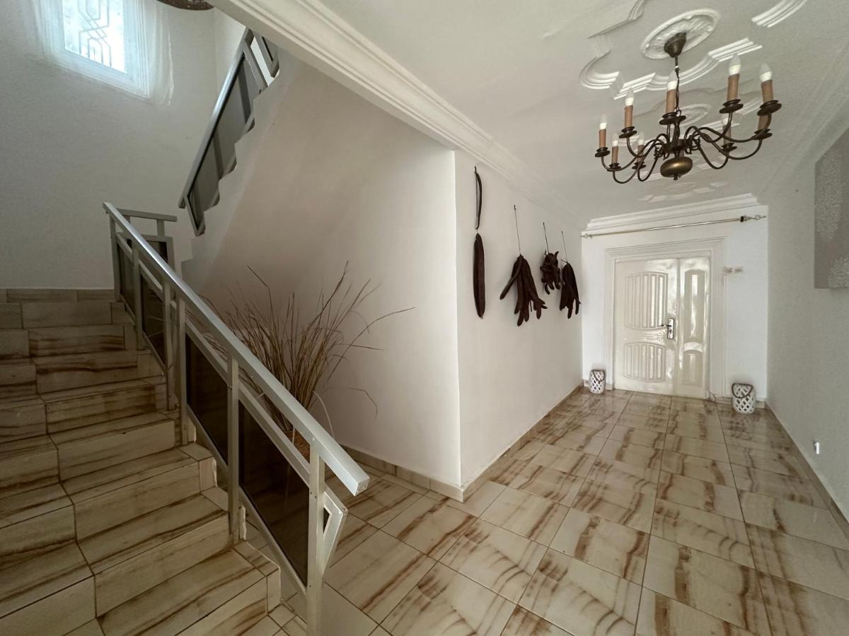 FHS Foundation House - Ferienwohnung